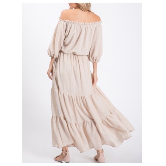 ✨LAST ONE✨woven elastic shoulder tiered dress - Picture 8 of 8